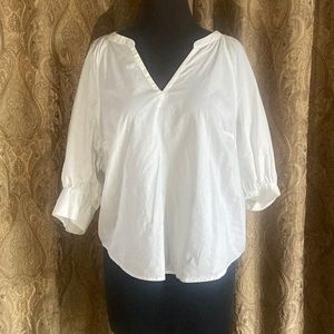 Universal Thread Women’s Pull Over Blouse